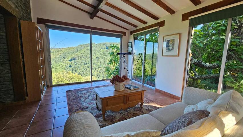 Location de vacances pour 9 personnes, avec piscine ainsi que jardin et vue, animaux acceptés à Saint-Hilaire-de-Lavit - 2