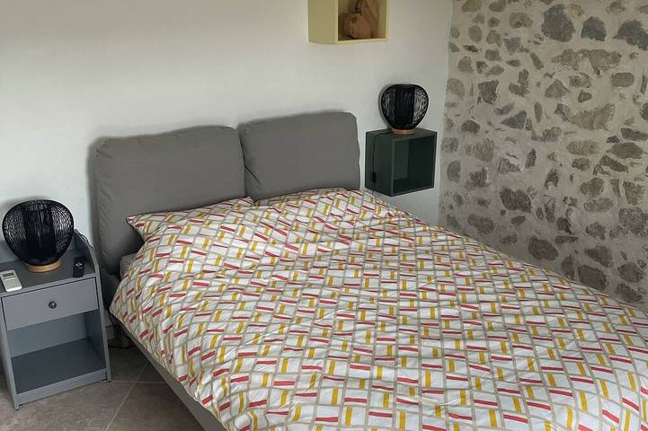 Location de vacances pour 4 personnes, animaux acceptés à Peyroules - 3