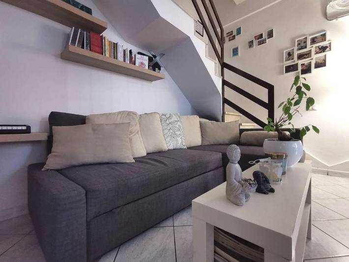 Apartamento de vacaciones para 6 personas, con jacuzzi además de jardín y piscina - 1