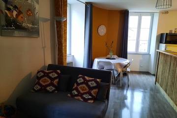 Gîte pour 2 personnes, avec jacuzzi à Pont-du-Château