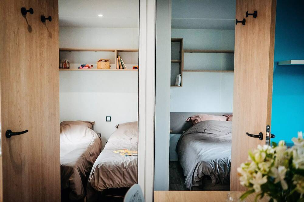 Mobil home 5 pièces 8/10 personnes in Aubazines, Région de Brive-la-Gaillarde