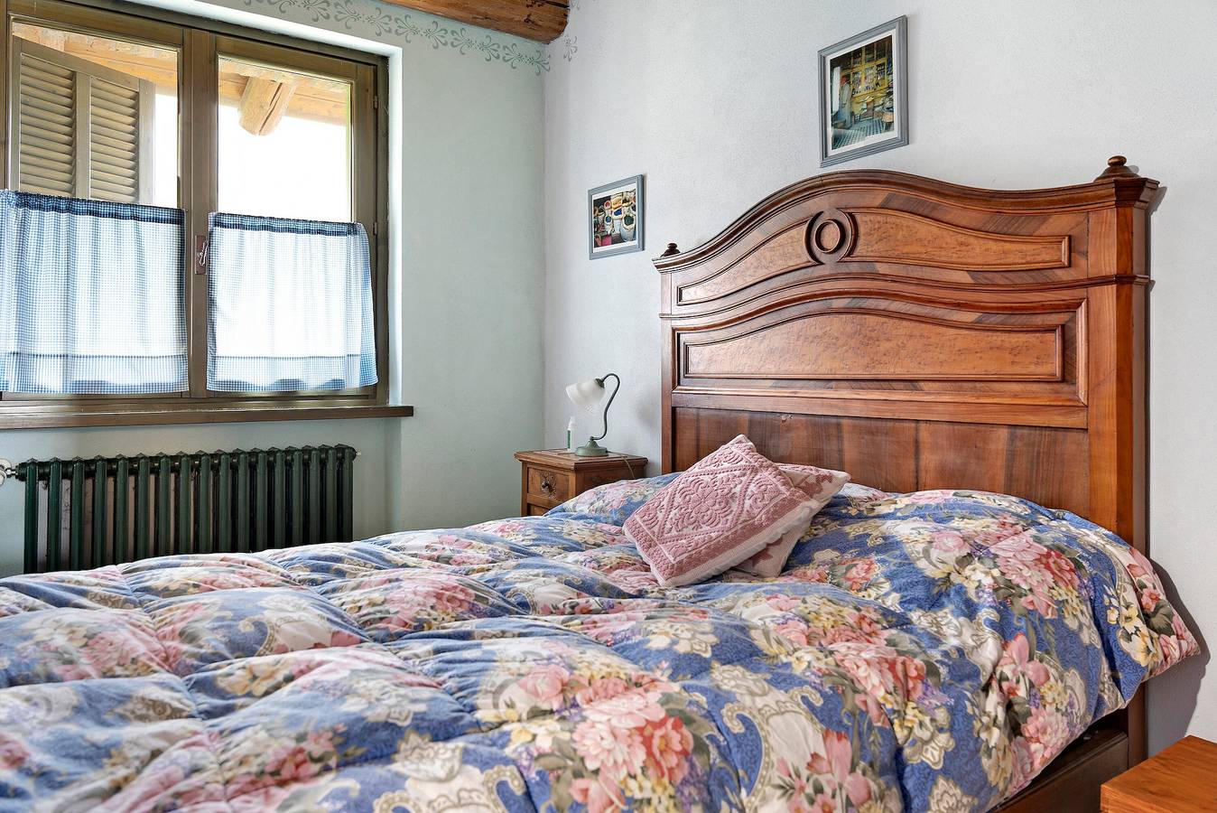 Casa Vacanza per 10 Persone in Sinio, Langhe