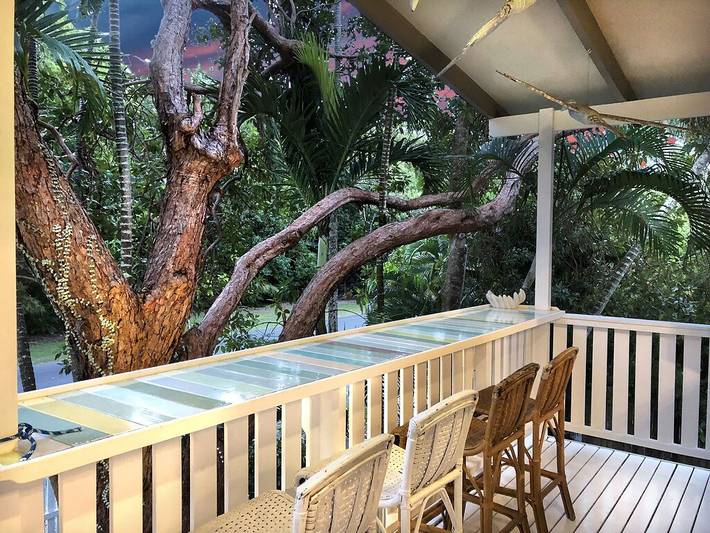 Holiday home for 9 people, with pool and garden in Port Douglas