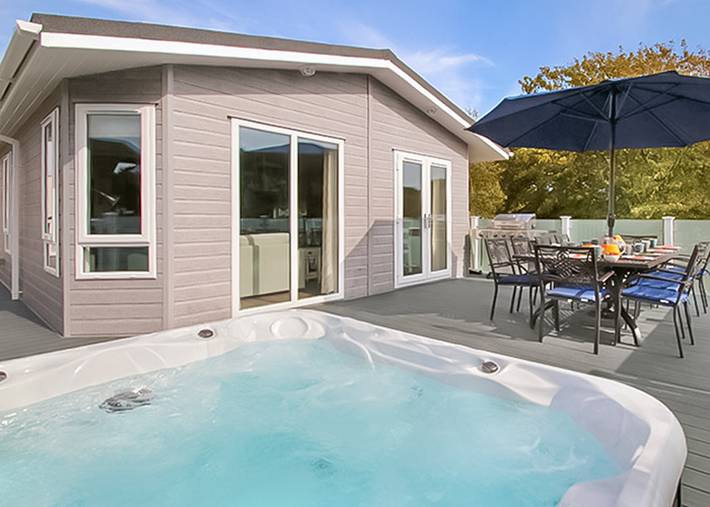 Chalet for 10 people in New Forest