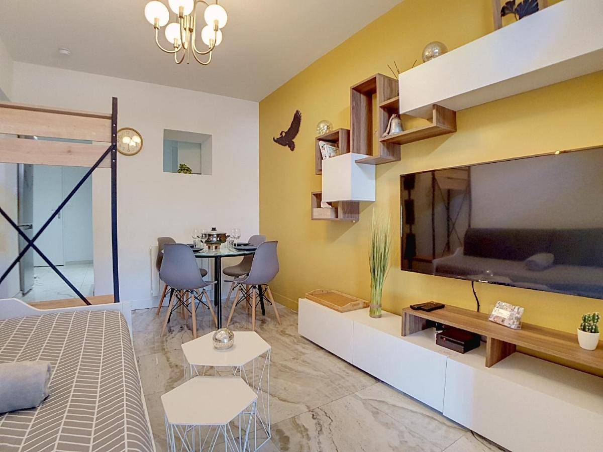 Appartement entier, Stop Chez M Select Garden # Qualité # Confort # Simplicité in Saint-Fons, Lyon et ses environs