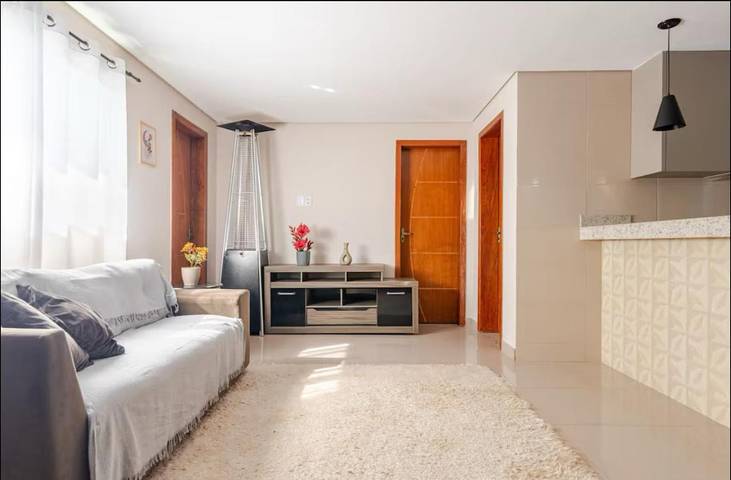 Casas e apartamentos de temporada para 27 pessoas, com jardim e jacuzzi e ainda piscina em Betim