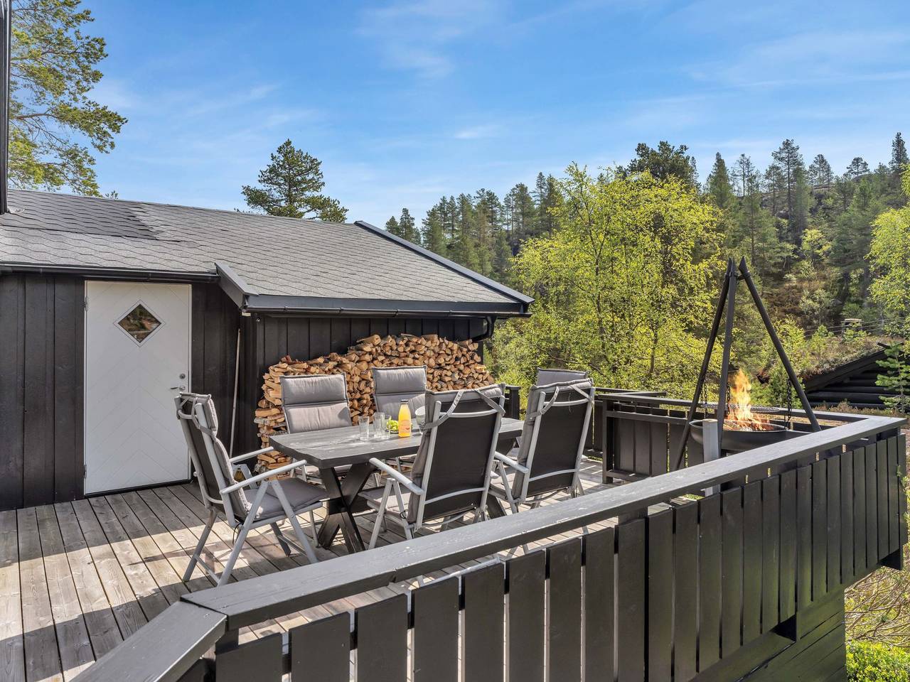 Feriehus for 6 personer med terrasse in Bortelid, Åseral