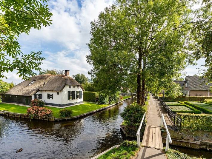 Ferienhaus für 12 Personen, mit Terrasse und Garten, kinderfreundlich