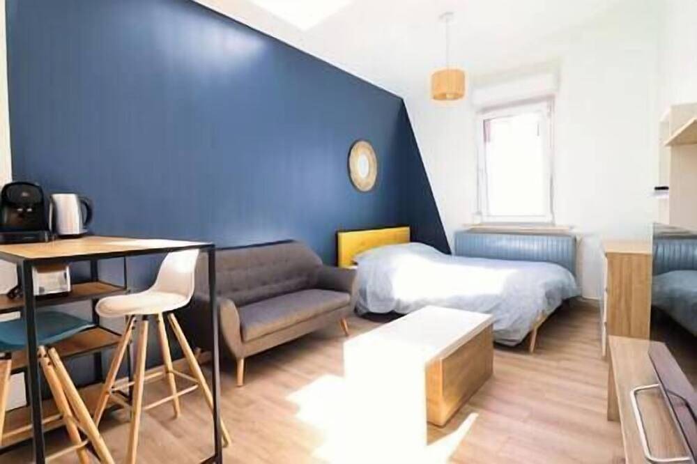 Entire apartment, Bright and fully equipped studio in Arras, Arras region