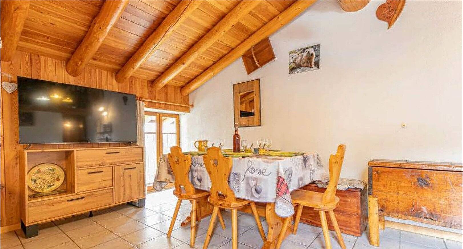Chalet « Le Vernès Marmotte » : Vue Montagne, Balcon et Wi-Fi in Bonneval-sur-Arc, Massif de la Vanoise