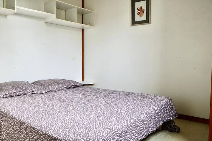 Gîte pour 4 personnes, avec jardin ainsi que piscine et terrasse à Rivières - 3