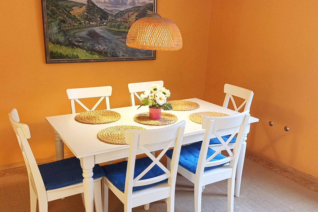 Ganze Ferienwohnung, Ferienwohnung für 5 Personen mit Terrasse in Cochem, Cochem-Zell
