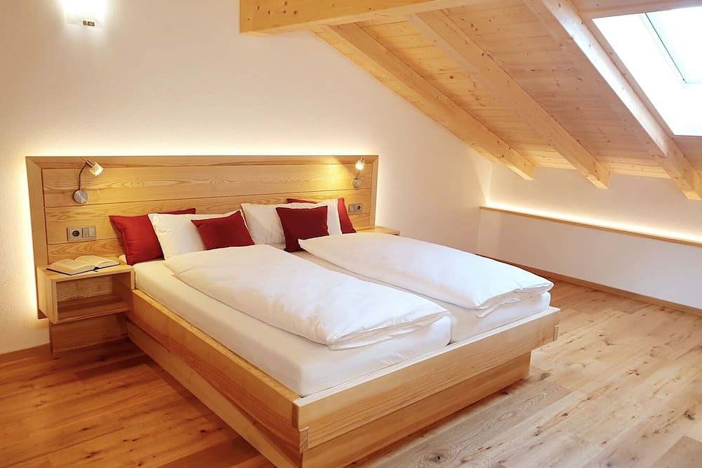 Ganze Wohnung, Ferienwohnung Abendrot, 86 qm Maisonette, 2 separate Schlafzimmer in Söchtenau, Landkreis Rosenheim