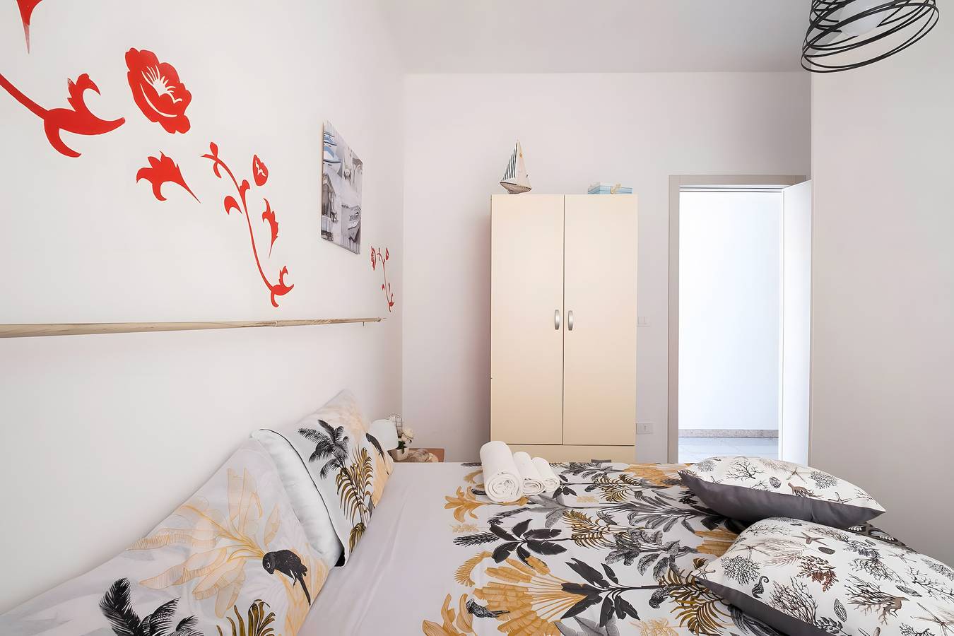 Casa vacacional 'Coastal Harmony Villa' con terraza privada, Wi-Fi y aire acondicionado in Porto Cesareo, Golfo de Tarento