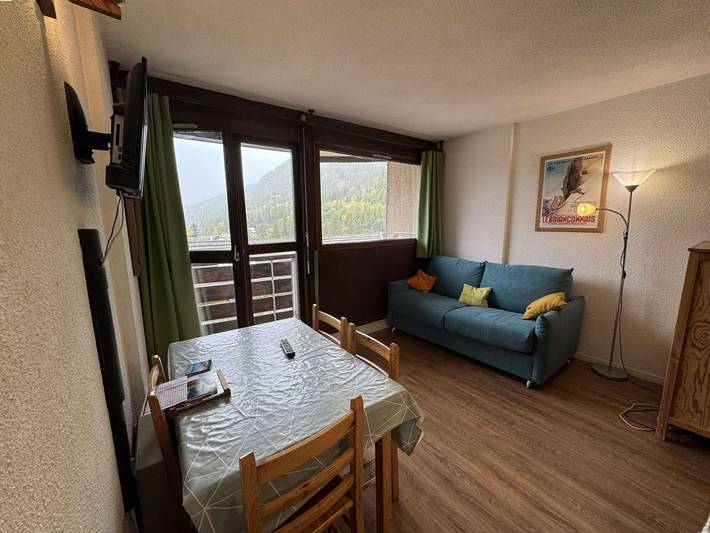 Gîte pour 4 personnes, avec balcon dans Office De Tourisme De Serre Chevalier Bureau De Saint Chaffrey