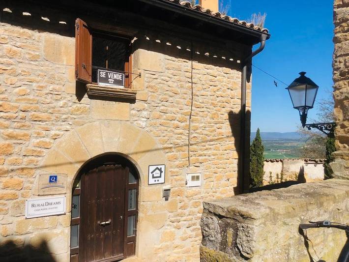 Casa rural para 8 personas, con Terraza además de Jardín y Vistas en Comarca de Sangüesa