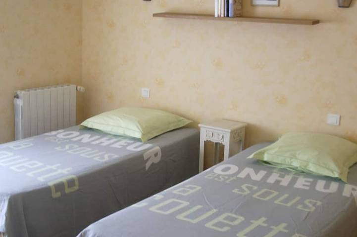 Location de vacances pour 6 personnes, avec terrasse et jardin à Pujaut - 3