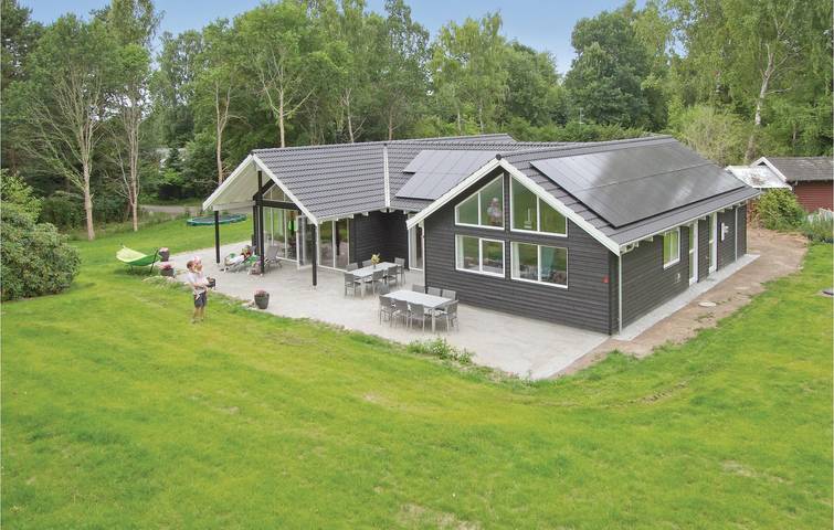 Casa vacanza per 14 persone con sauna in Dronningmølle, Costa del Kattegat
