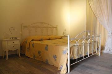 Chambre d’hôte pour 4 personnes, avec jardin ainsi que terrasse et vue à Peschiera del Garda