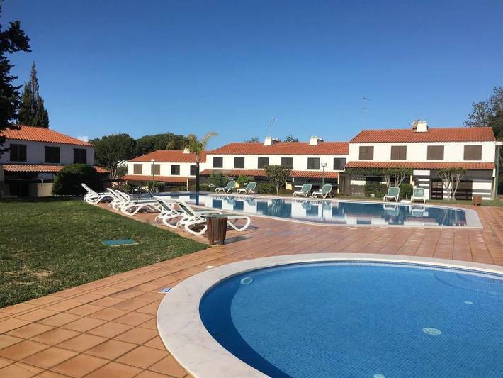 Ferienhaus für 5 Personen, mit Garten und Pool - 1