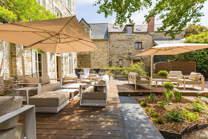 Hôtel pour 4 personnes, avec vue et jardin, animaux acceptés