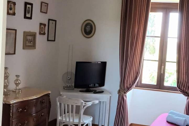 Gîte pour 6 personnes, avec jardin à Sainte-Alvère - 4
