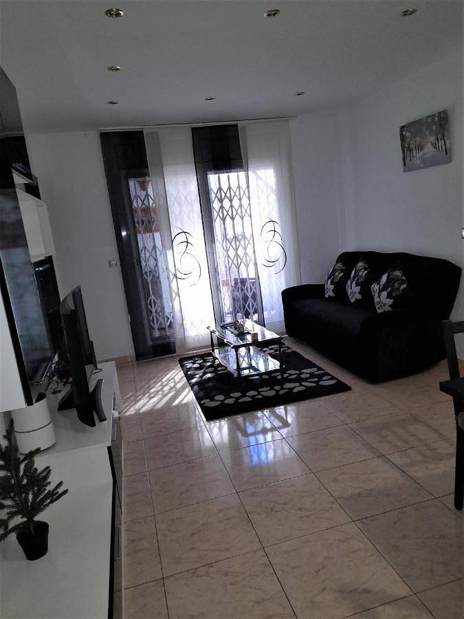 Apartamento entero, Three-Bedroom Apartment in El Prat de Llobregat, Bajo Llobregat