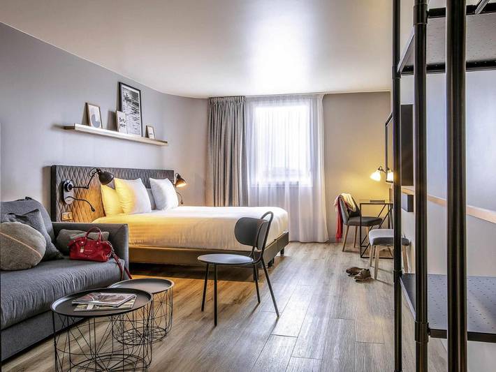 Hôtel pour 4 personnes, avec terrasse, animaux acceptés à Gennevilliers