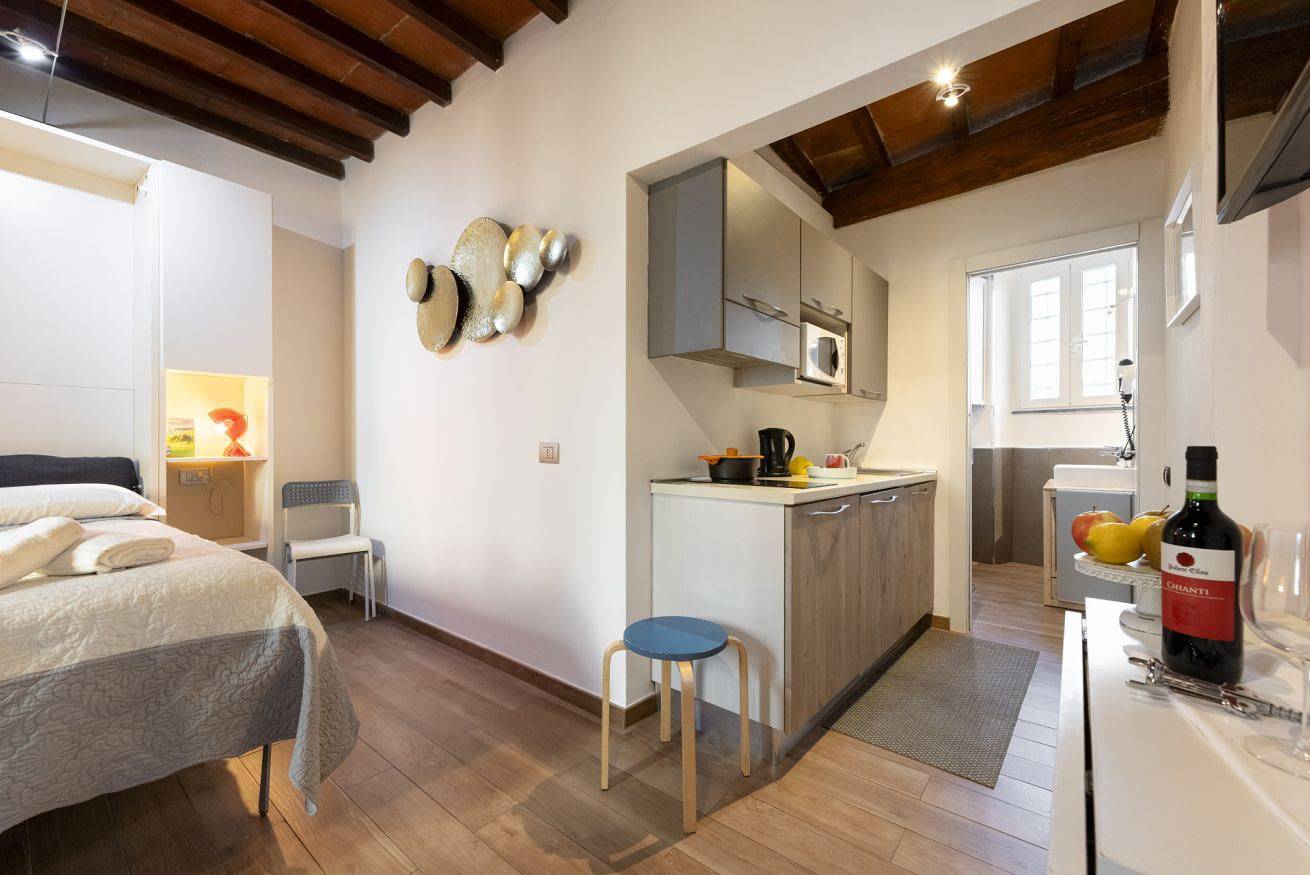 Appartamento intero, Keys of Italy - Erta Canina 36 - Studio in S.Niccolò for 1 or 2 guests in Firenze Centro storico, Firenze