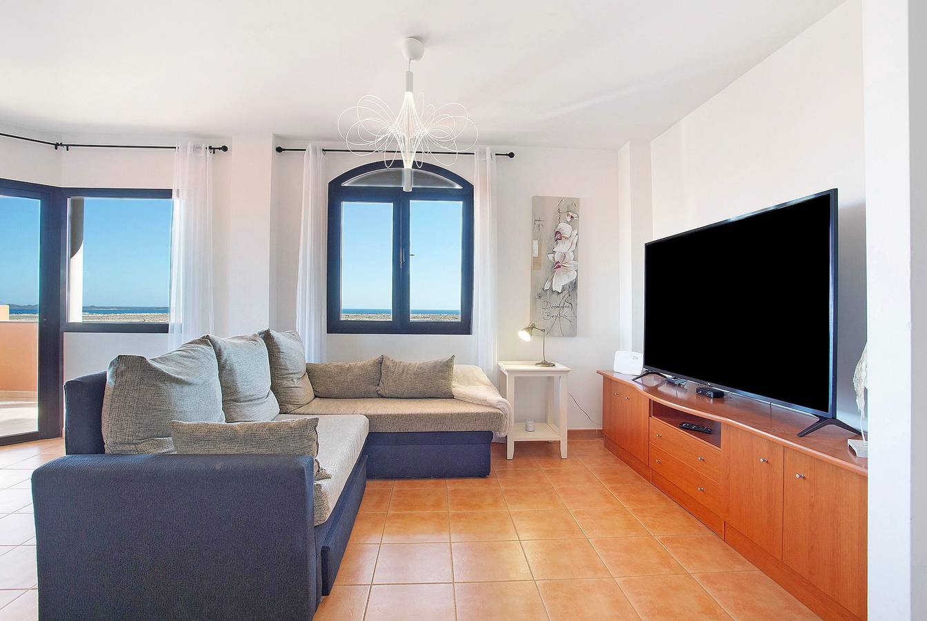 Ganze Wohnung, Ferienwohnung 'Vista De Lobos' mit Meerblick, Balkon und Wlan in Geafond, La Oliva