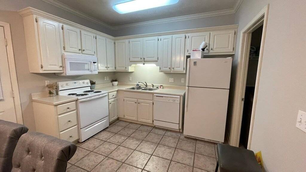 Townhome: 2 Bedrooms, 2.5 Baths, Close to Campus in Oxford (MS), Lafayette County