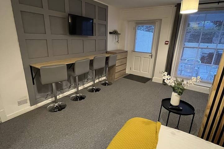 Apartamento entero, Apartamento-Baño en la habitacion-Apartamento-The Cozy Apartment in Gloucester (UK), Gloucestershire
