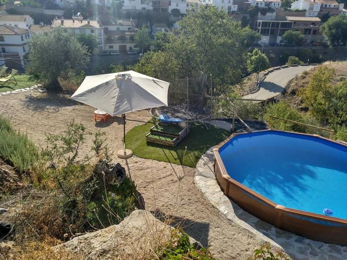 Casa rural para 8 personas, con jardín además de piscina y vistas, Se admiten mascotas en Riogordo