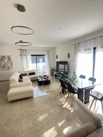 Villa pour 8 personnes, avec jardin et piscine à La Garde