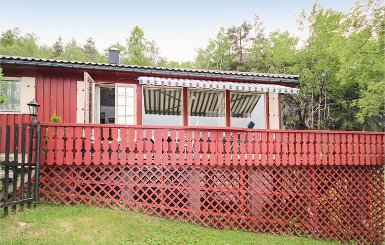 Ferienhaus für 10 Personen mit Garten in Kvinesdal