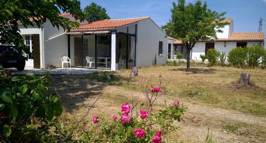 Gîte pour 5 personnes, avec jardin et terrasse