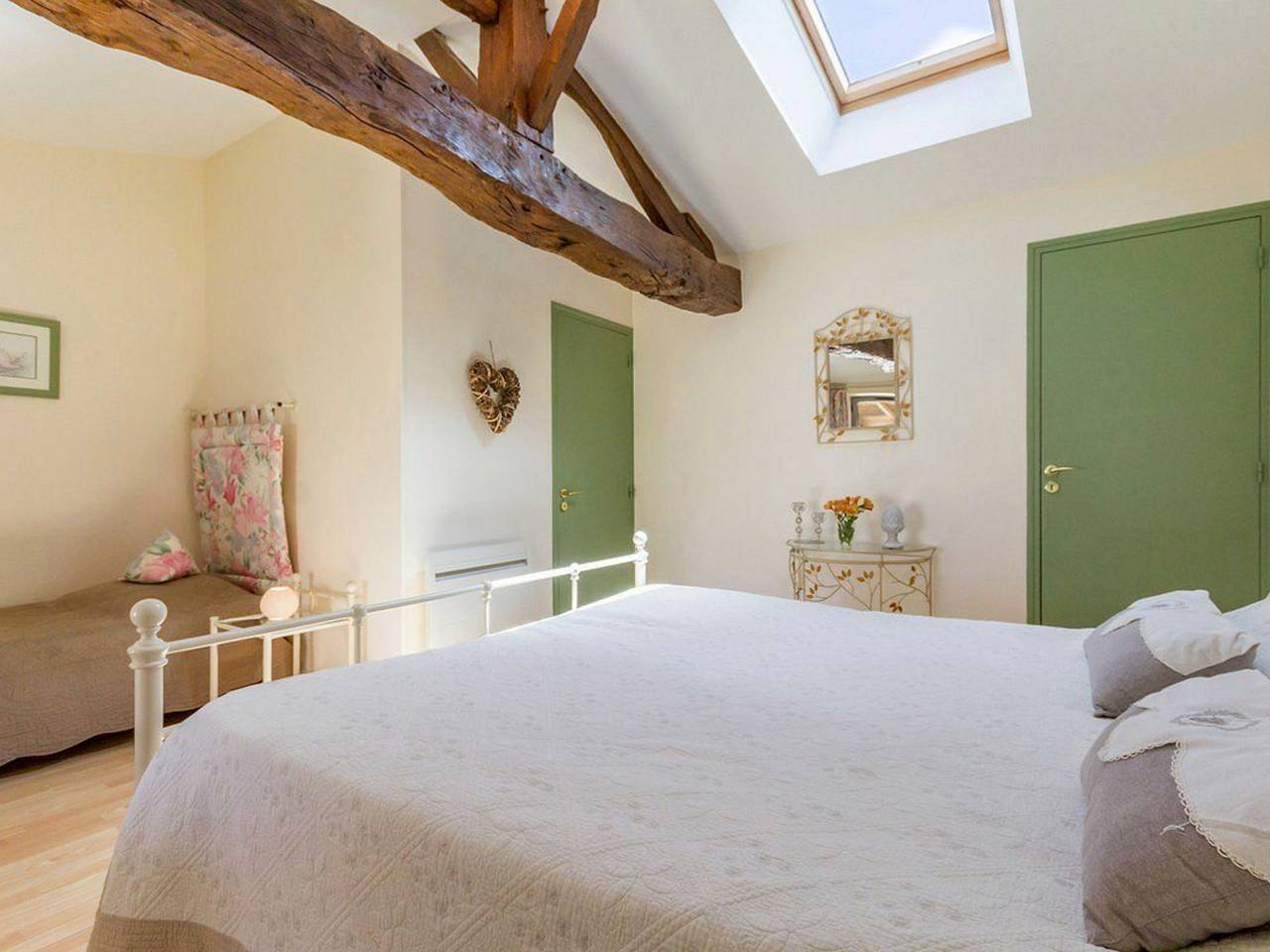 Gemütliches Gîte in renoviertem Weinkeller mit Zugang zum Internet und Fahrrädern, nahe Clisson in Monnières, Nantes und Umgebung