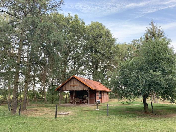 Ferienhaus für 2 Personen, mit Terrasse und Garten sowie Ausblick in Uelsen