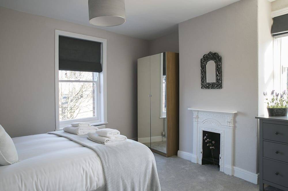 Deluxe 4 bedroom town house in Nidderdale AONB