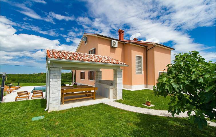 Ferienhaus für 10 Personen, mit Garten in Novaki Motovunski