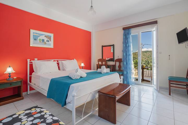 Gîte pour 3 personnes, avec bassin pour enfant ainsi que balcon et jardin dans Vathy - 4