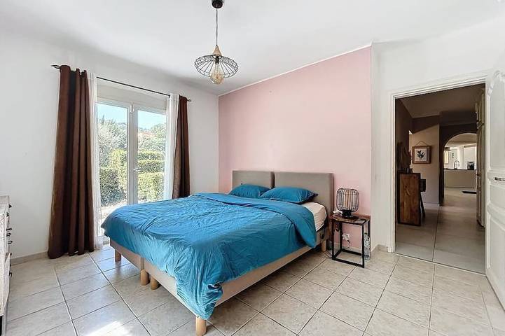 Family Villa with swimming pool tennis spa in Auribeau-sur-Siagne, Mittelmeerküste (Frankreich)