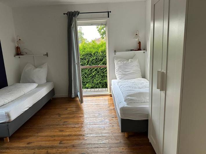 Ferienwohnung für 6 Personen, mit Terrasse und Garten in Wedel - 2