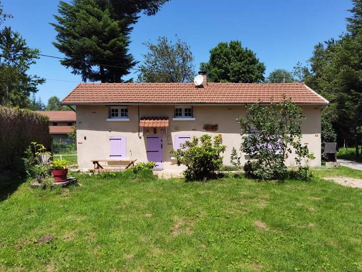 Gîte pour 6 personnes, avec jardin à Saint-Nicolas-des-Biefs
