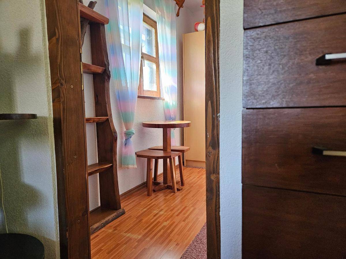 Geheel appartement, Cozy Bungalow Stipe in Smoljanac, Plitvicemeren