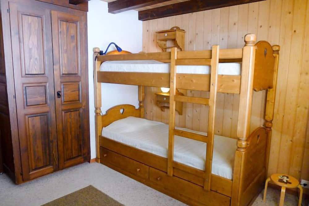 Appartement entier, Les Aiguilles d'Argent 10 by Interhome in Chesières, Ollon (Villars-sur-Ollon)