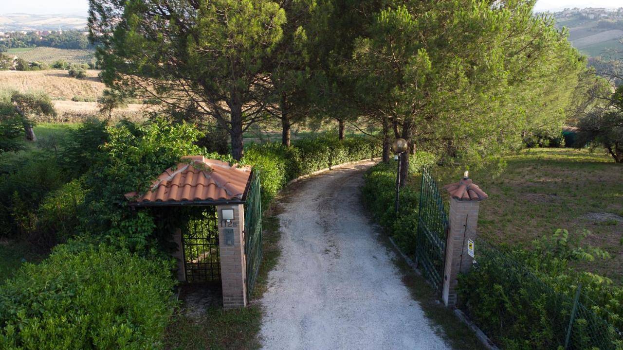 Single Room with Private Bathroom in Jesi, Ancona Provinz