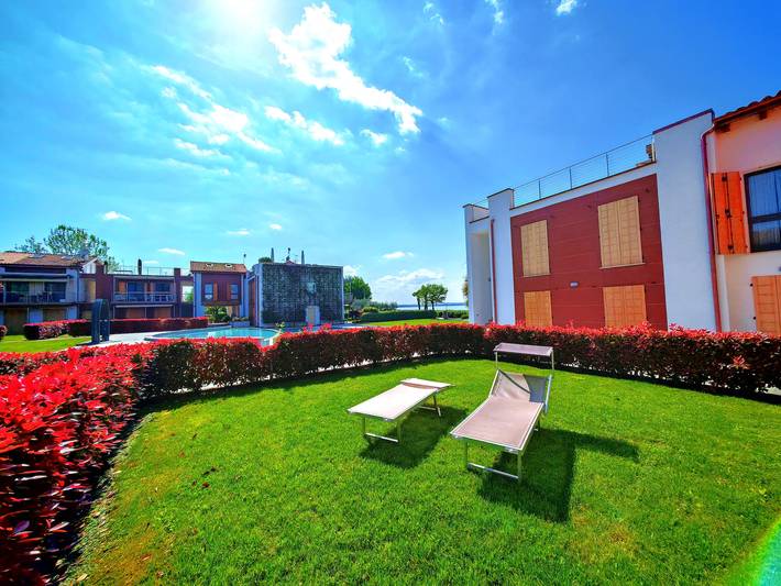 Ferienwohnung für 6 Personen, mit Pool und Garten sowie Seeblick in Castelnuovo del Garda - 3