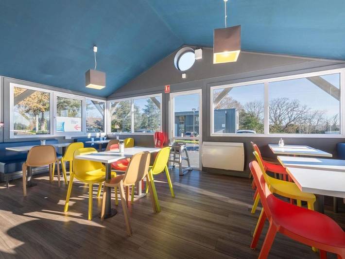 Hôtel pour 3 personnes, avec terrasse, animaux acceptés à Hérouville-Saint-Clair