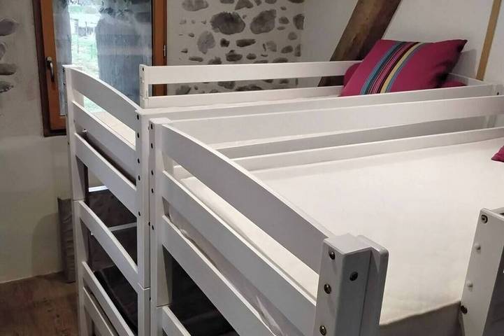 Location de vacances pour 12 personnes, avec jardin à Alos-Sibas-Abense